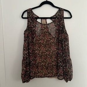 Boho cut out back long sleeve blouse